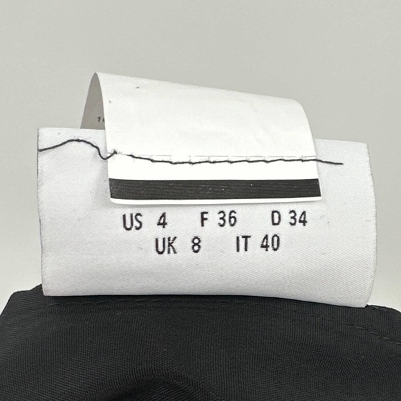 Akris Punto Mini Pencil Skirt 100% Wool Full Zip Front Pocket Lined Black Size 4 - Picture 6 of 6